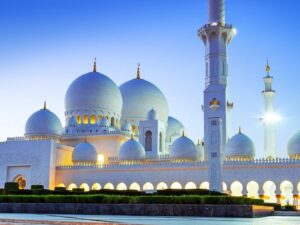 Abu Dhabi full day city tour with Louvre Museum